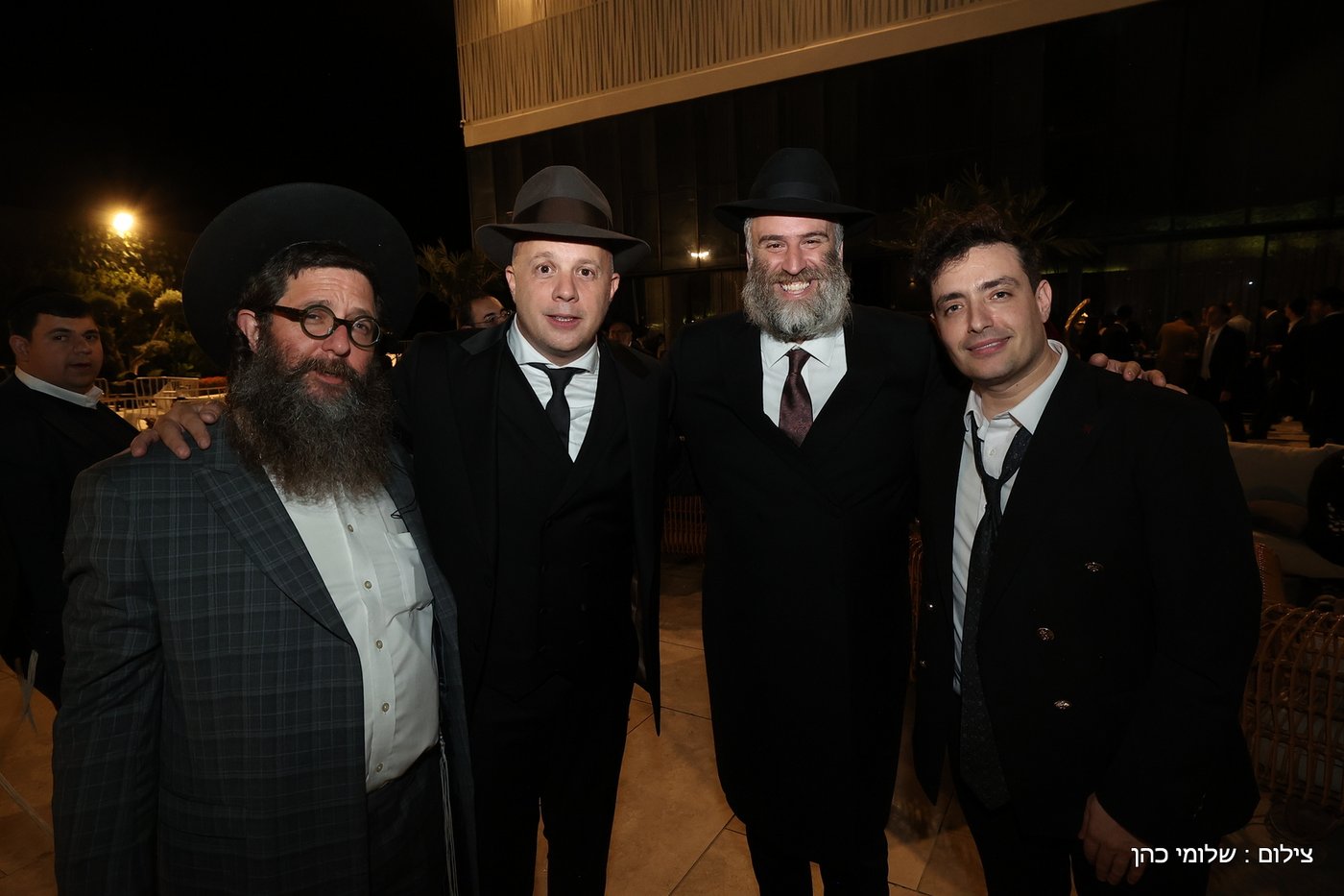 חתונת ביתו של מנחם טוקר