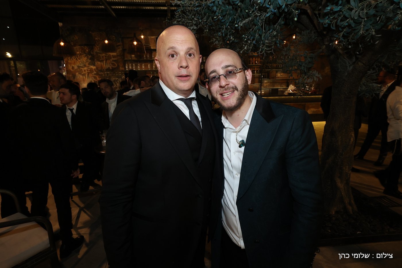 חתונת ביתו של מנחם טוקר