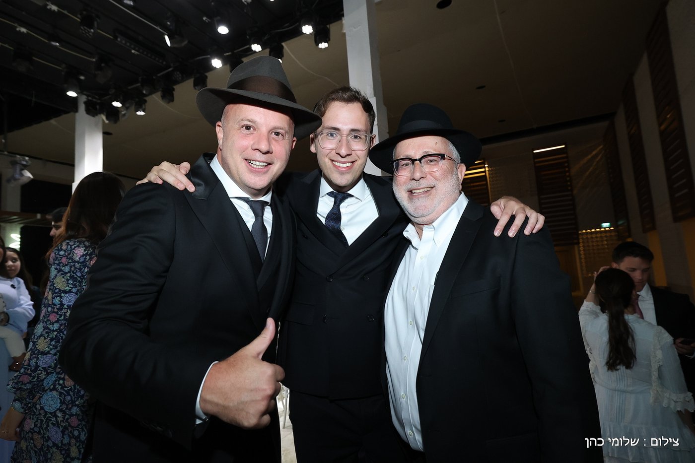 חתונת ביתו של מנחם טוקר