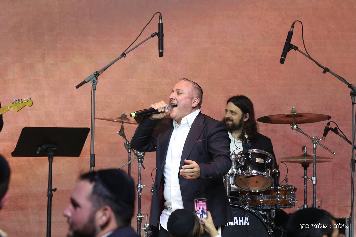 חתונת ביתו של מנחם טוקר