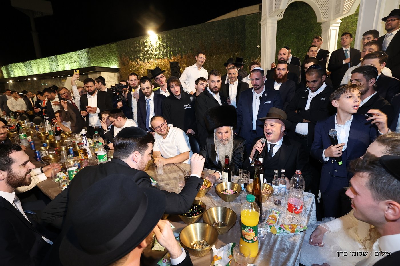 חתונת ביתו של מנחם טוקר