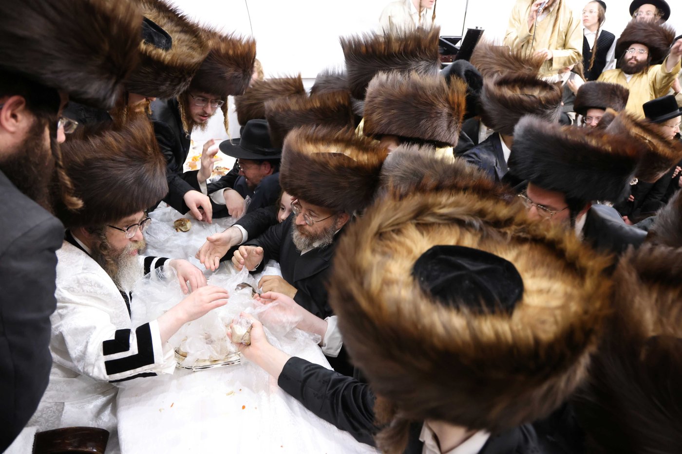 חג הסוכות בחצה"ק קרעטשניף סיגעט