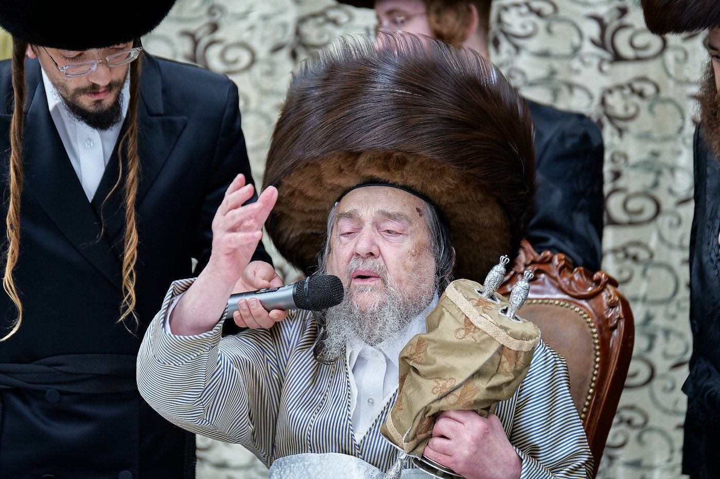 הקפות שניות אצל הגה"צ רבי יעקב מאיר שכטר