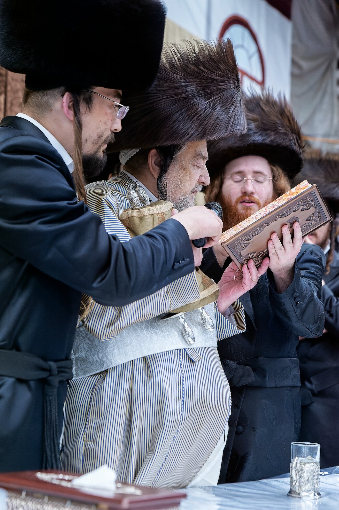 הקפות שניות אצל הגה"צ רבי יעקב מאיר שכטר