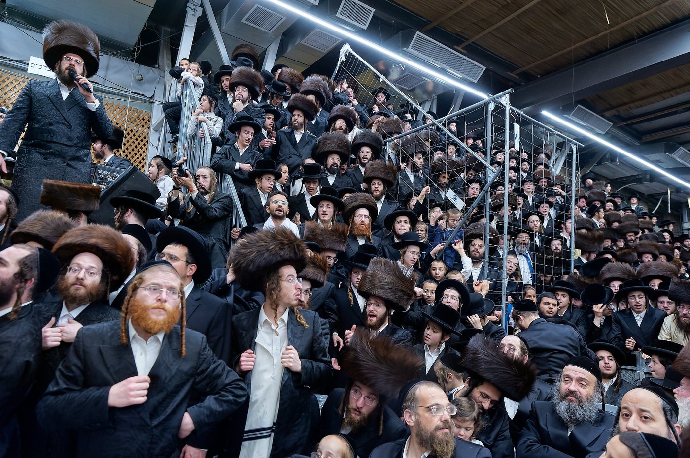 הקפות שניות אצל הגה"צ רבי יעקב מאיר שכטר