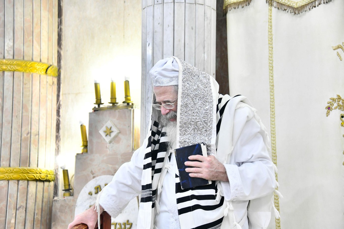 הושענא רבה בחצה"ק חוג חתם סופר