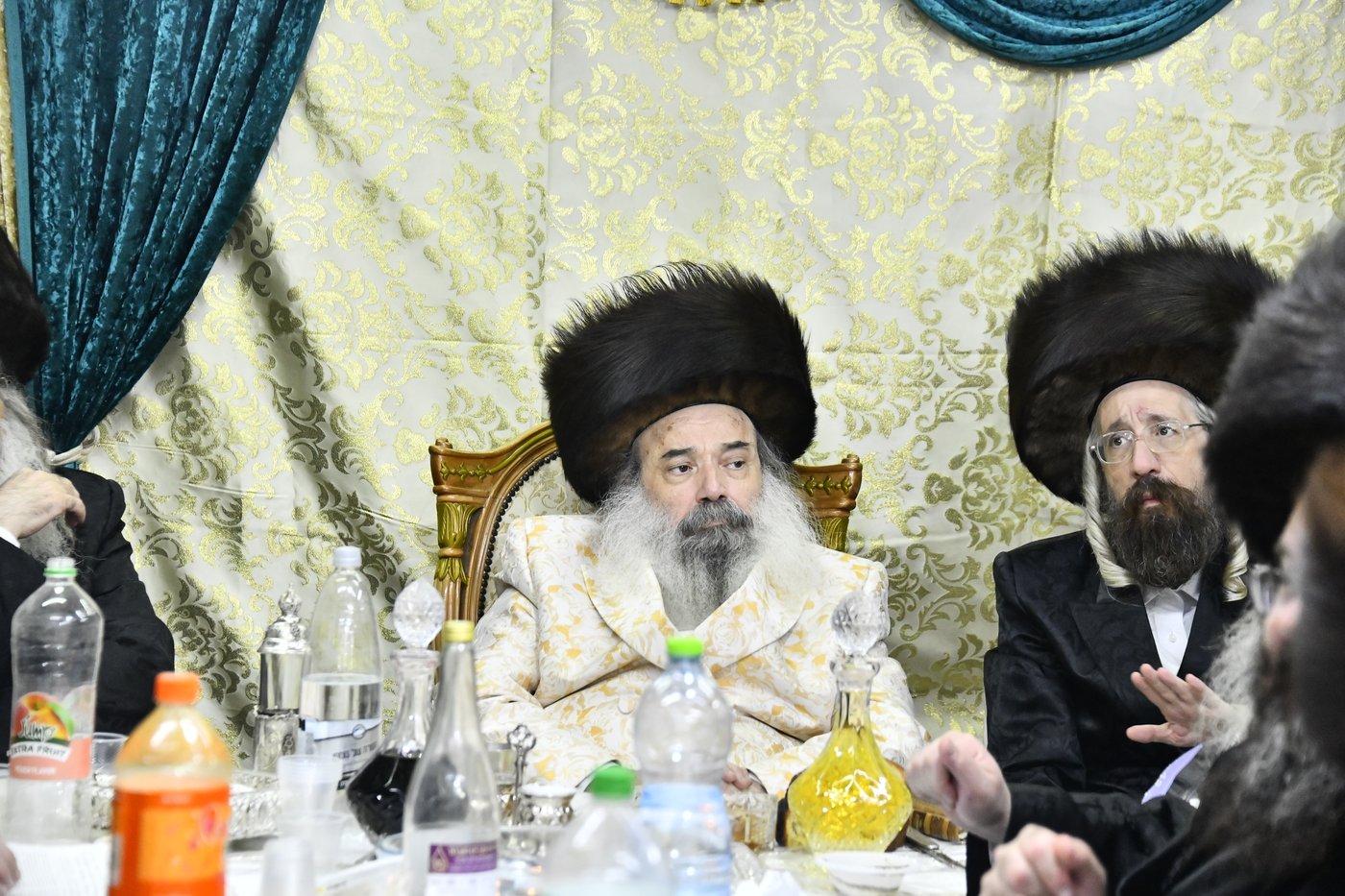 סעודת הודאה וטיש חוה"מ סוכות בזידטשוב 