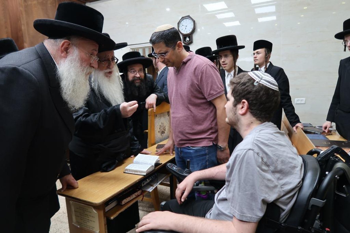 החייל אצל האדמו"ר מצאנז