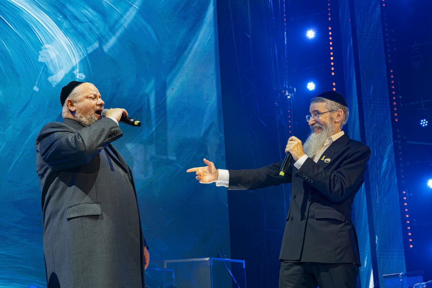 אברהם פריד, יוסי גרין, דוד דאור, אברהם טל ,שמואל ועוד צפויים להשתתף בקונצרטים