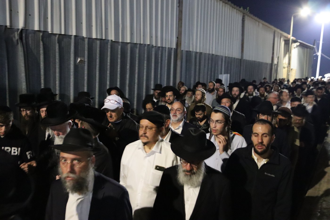 מסע הלווית הרה"ג רבי מנחם בן ציון גרוסמן זצ"ל