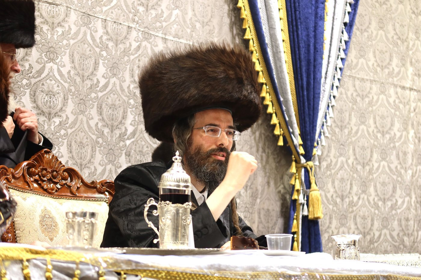 סוכות בחצה"ק זוועיהל