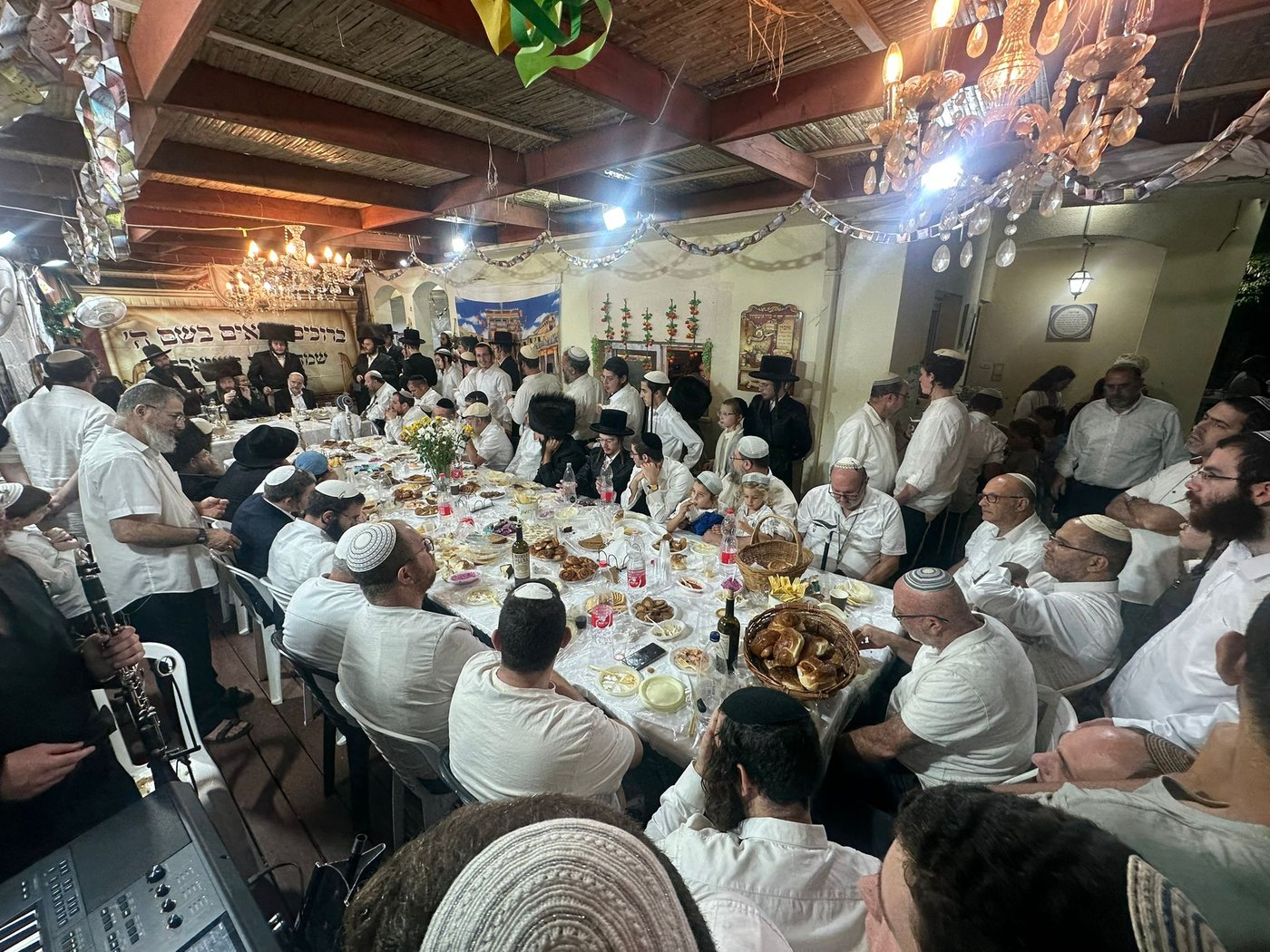 ירח האיתנים בחצה"ק קאליב