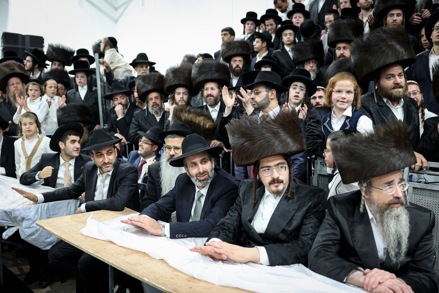 הרה"צ רבי אלימלך בידרמן בהכנה להושענא רבה