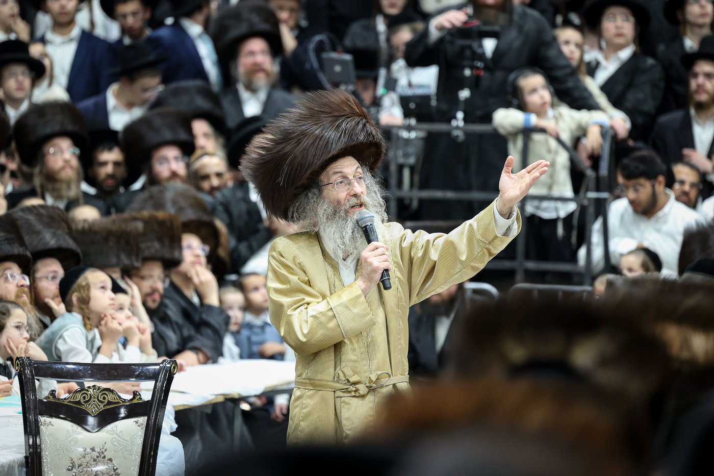 הרה"צ רבי אלימלך בידרמן בהכנה להושענא רבה