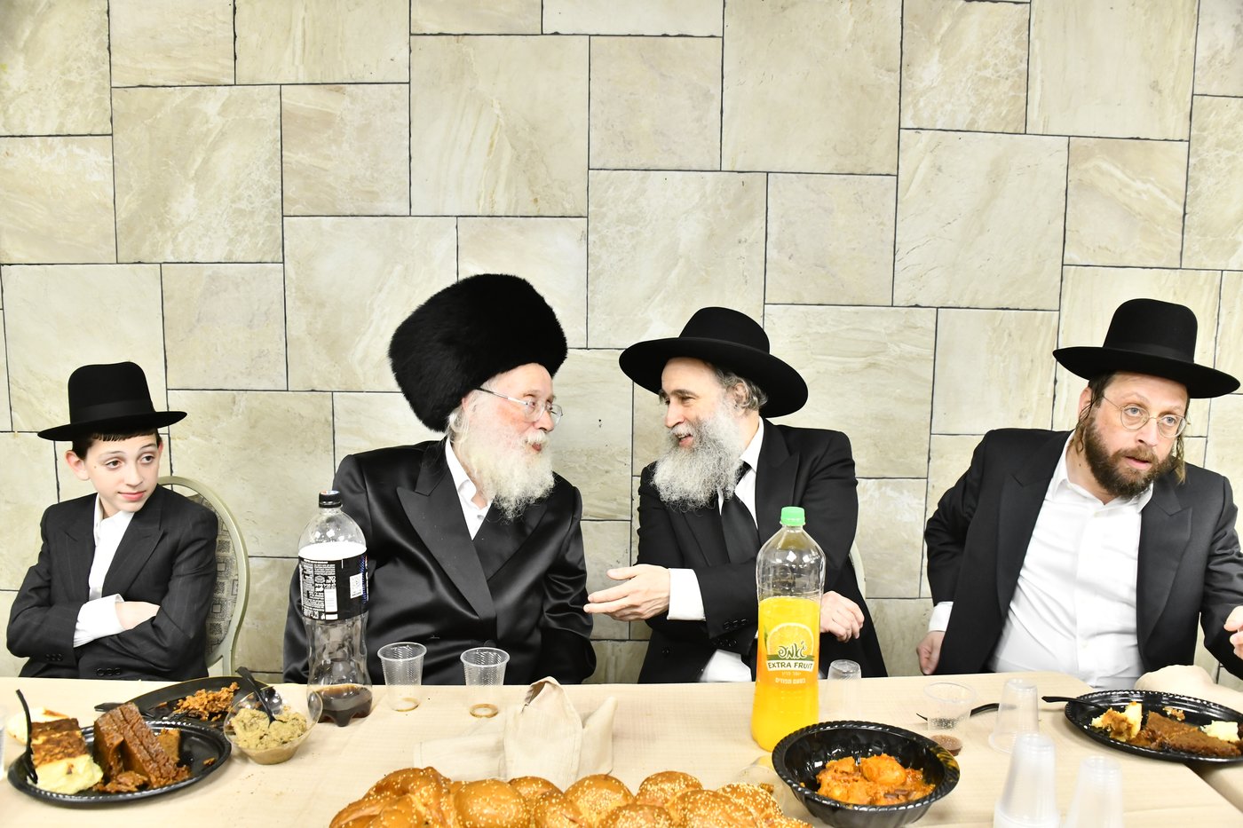 שמחת בר המצווה לבנו של גדליה סילמן, נכד הראב"ד הגר"י סילמן 