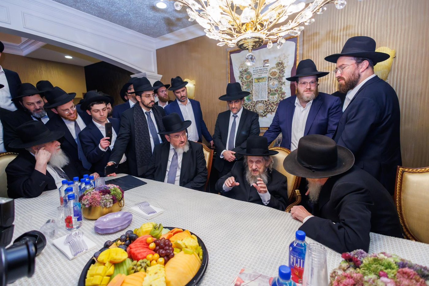 היום הראשון למסע הגר"ד לנדו בארצות הברית