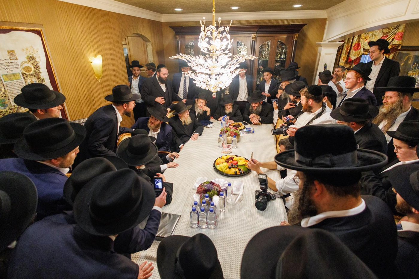 היום הראשון למסע הגר"ד לנדו בארצות הברית