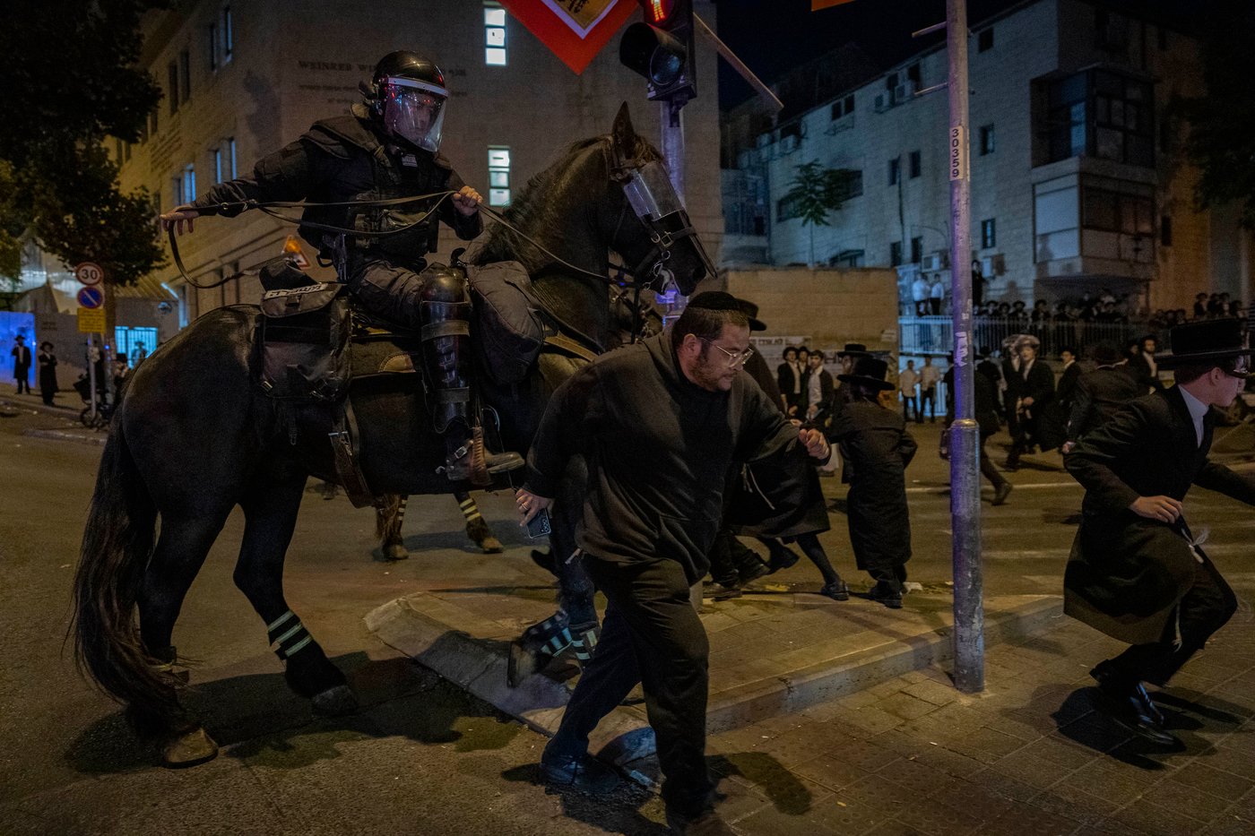 מחאה נגד גזירת הגיוס בראשות האדמו"ר ממשכנות הרועים