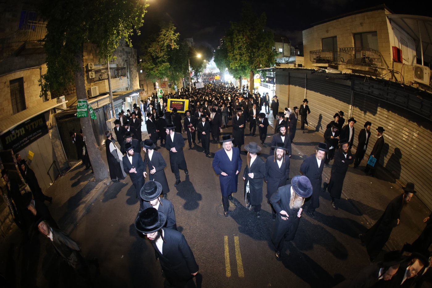 מחאה נגד גזירת הגיוס בראשות האדמו"ר ממשכנות הרועים