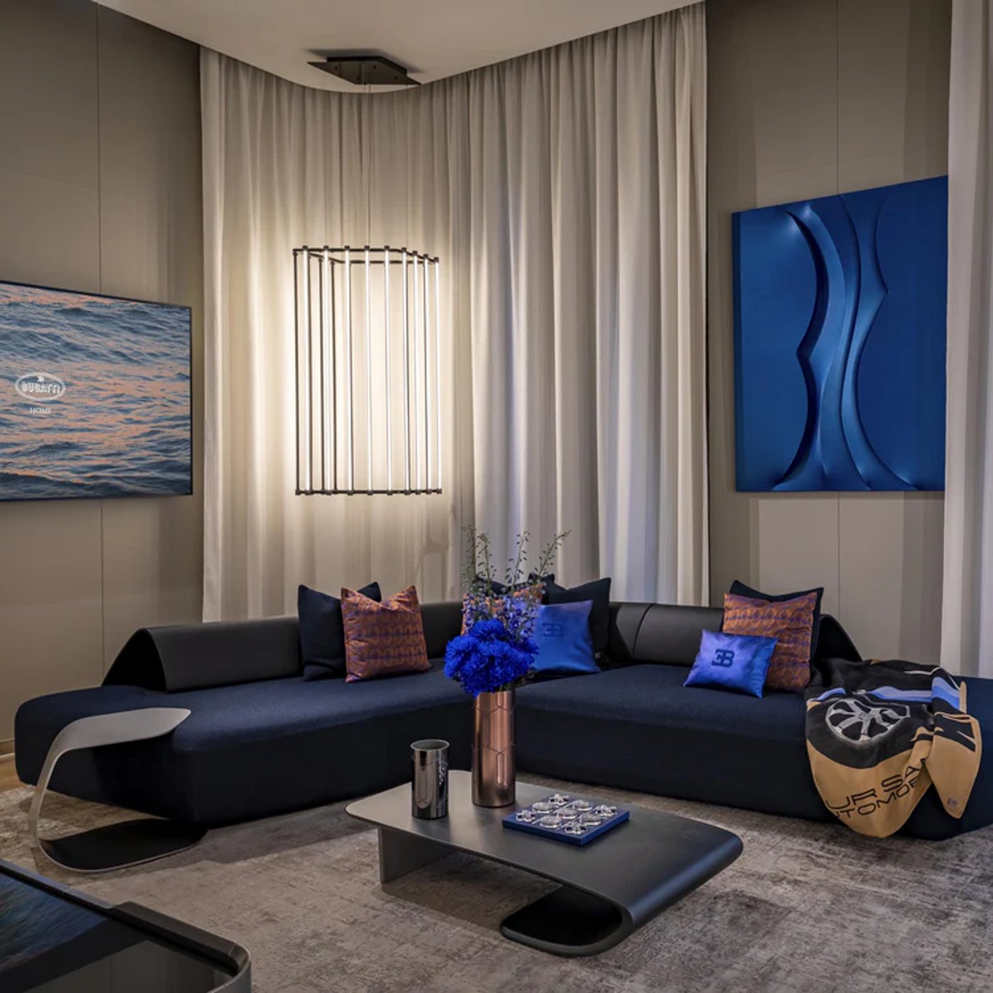 ריהוט תוצרת בוגאטי המוצג באתר Bugatti Home