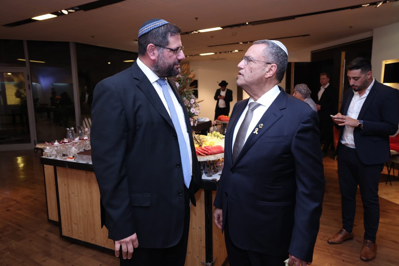 ראש העיר ירושלים ערך שבע ברכות לבתו, כולם הגיעו לברך • צפו בגלריה