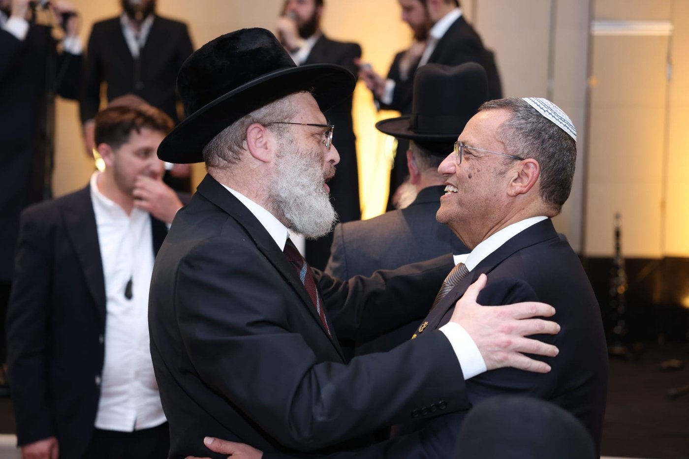 ראש העיר ירושלים ערך שבע ברכות לבתו, כולם הגיעו לברך • צפו בגלריה
