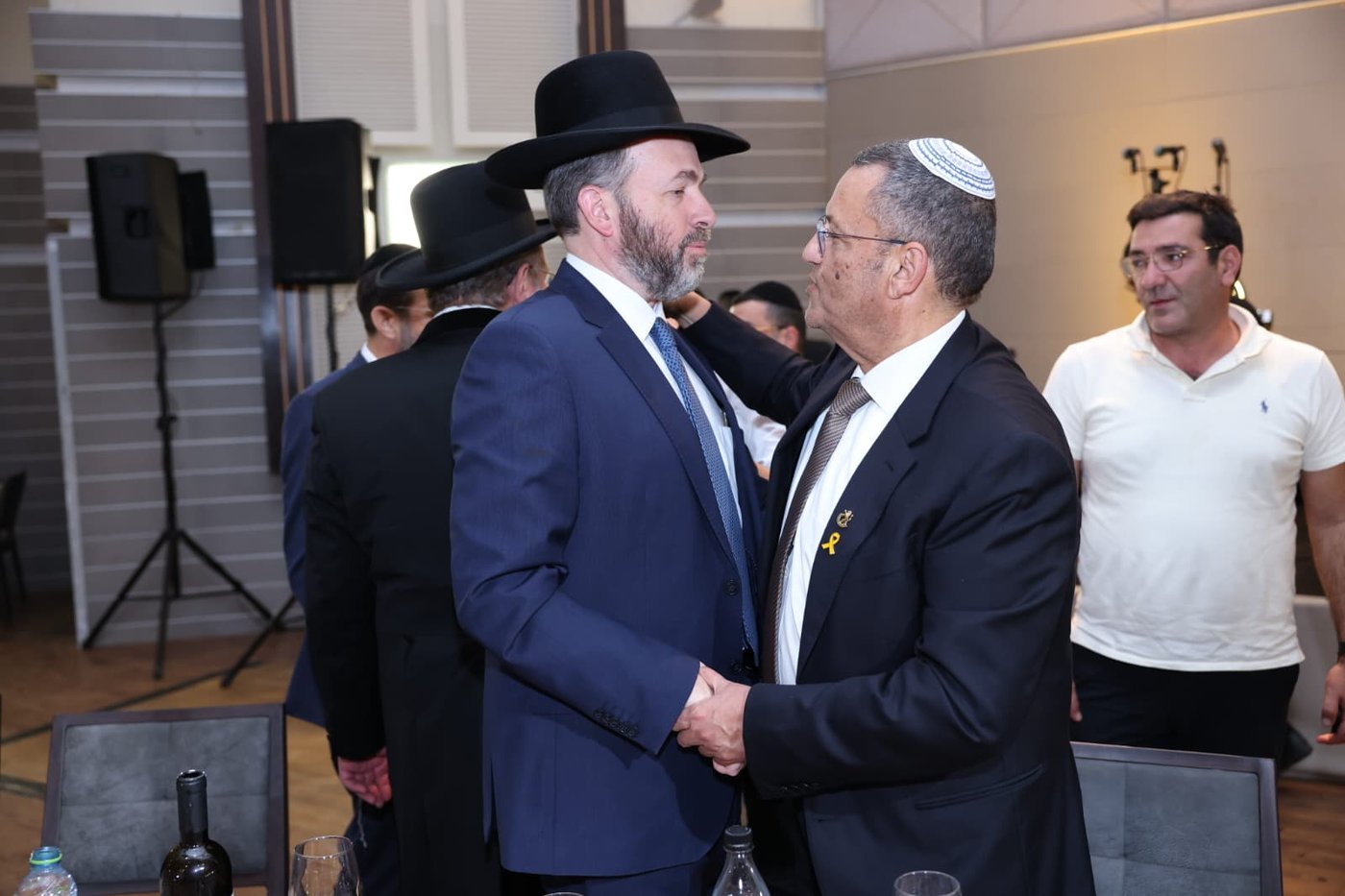 ראש העיר ירושלים ערך שבע ברכות לבתו, כולם הגיעו לברך • צפו בגלריה