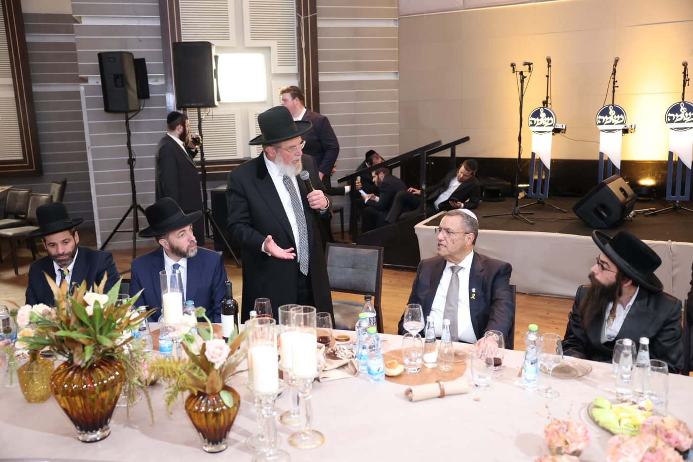 ראש העיר ירושלים ערך שבע ברכות לבתו, כולם הגיעו לברך • צפו בגלריה