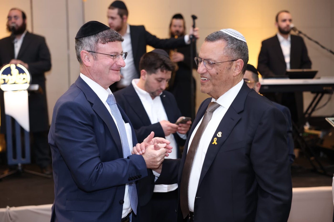 ראש העיר ירושלים ערך שבע ברכות לבתו, כולם הגיעו לברך • צפו בגלריה