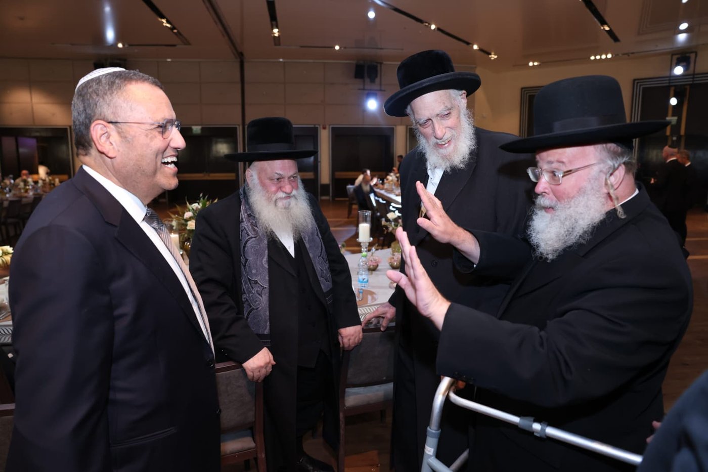 ראש העיר ירושלים ערך שבע ברכות לבתו, כולם הגיעו לברך • צפו בגלריה