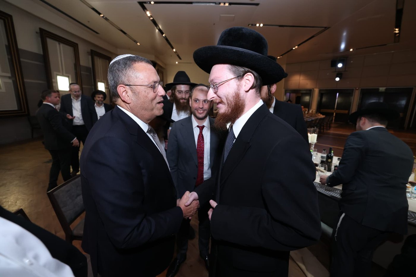 ראש העיר ירושלים ערך שבע ברכות לבתו, כולם הגיעו לברך • צפו בגלריה