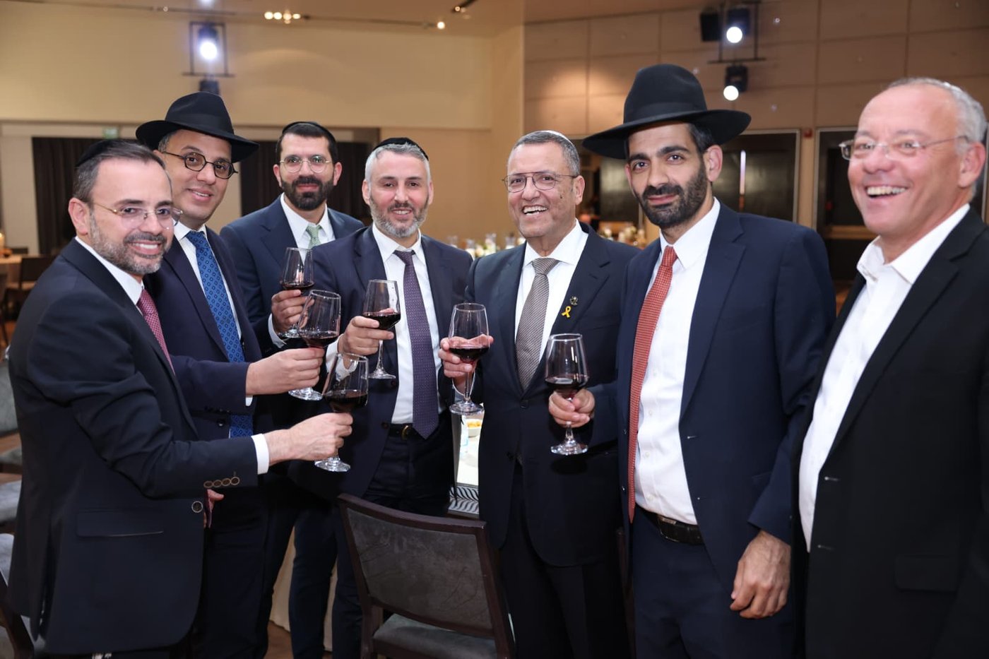 ראש העיר ירושלים ערך שבע ברכות לבתו, כולם הגיעו לברך • צפו בגלריה
