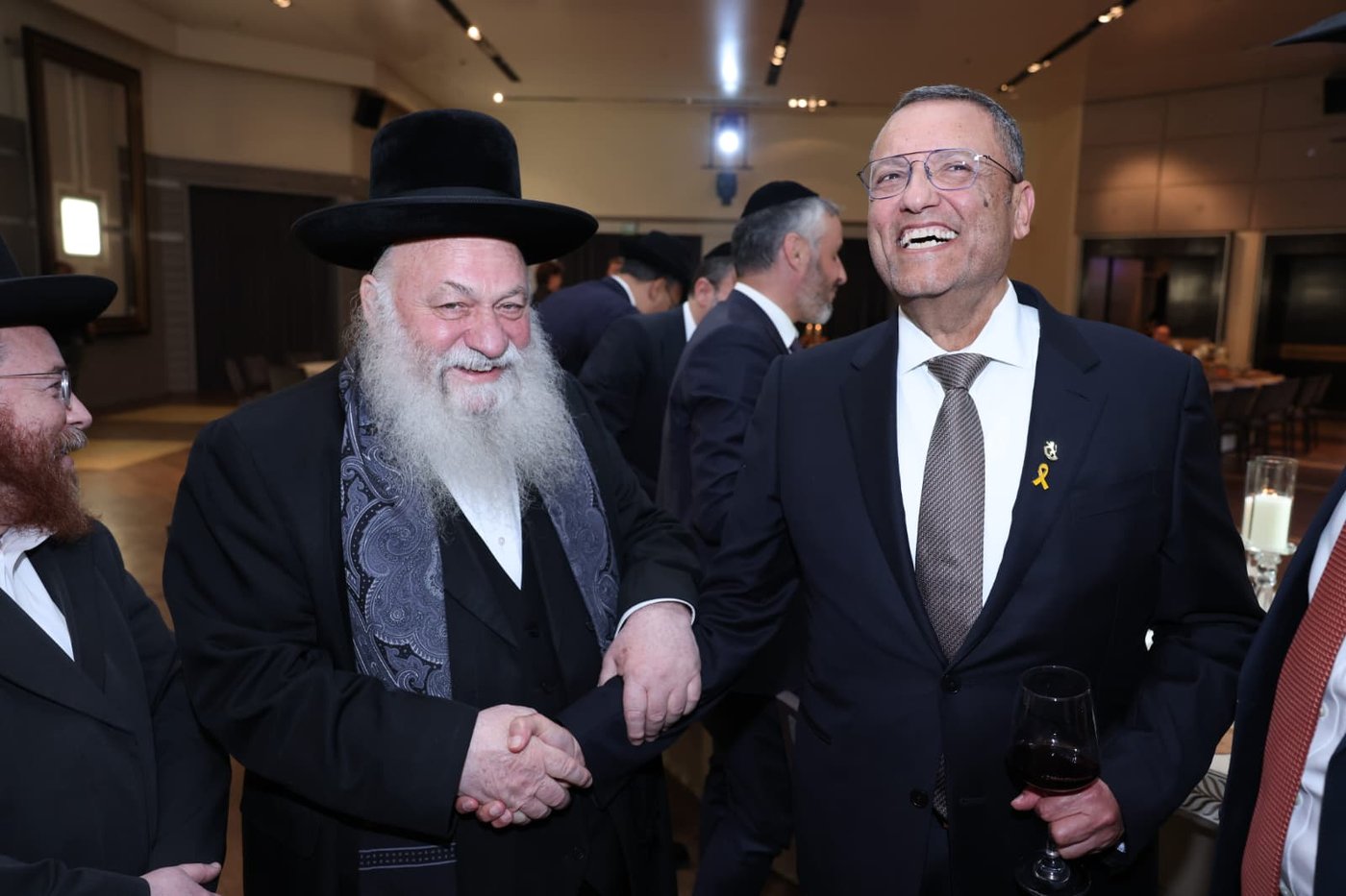 ראש העיר ירושלים ערך שבע ברכות לבתו, כולם הגיעו לברך • צפו בגלריה