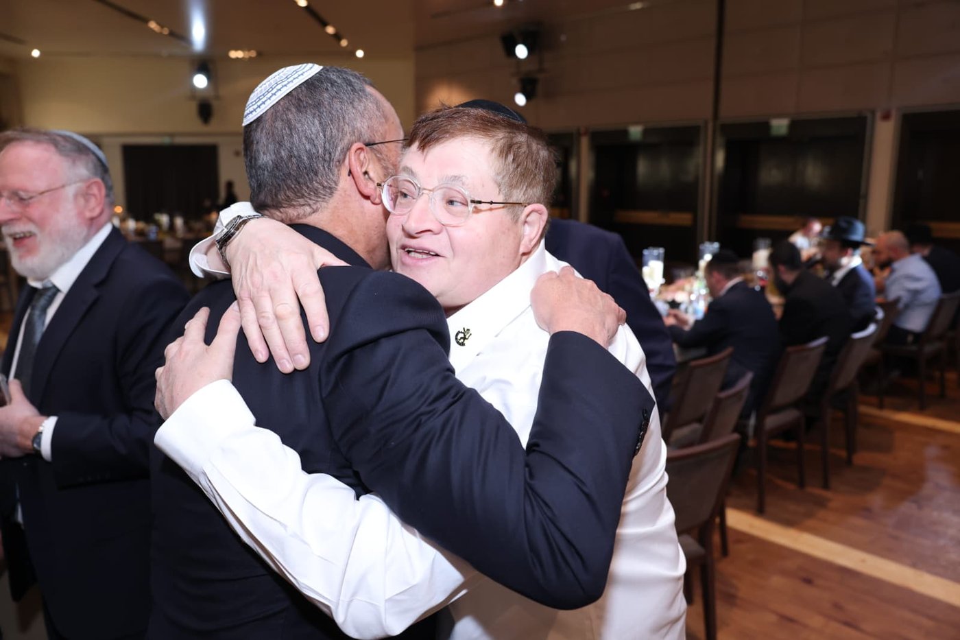 ראש העיר ירושלים ערך שבע ברכות לבתו, כולם הגיעו לברך • צפו בגלריה