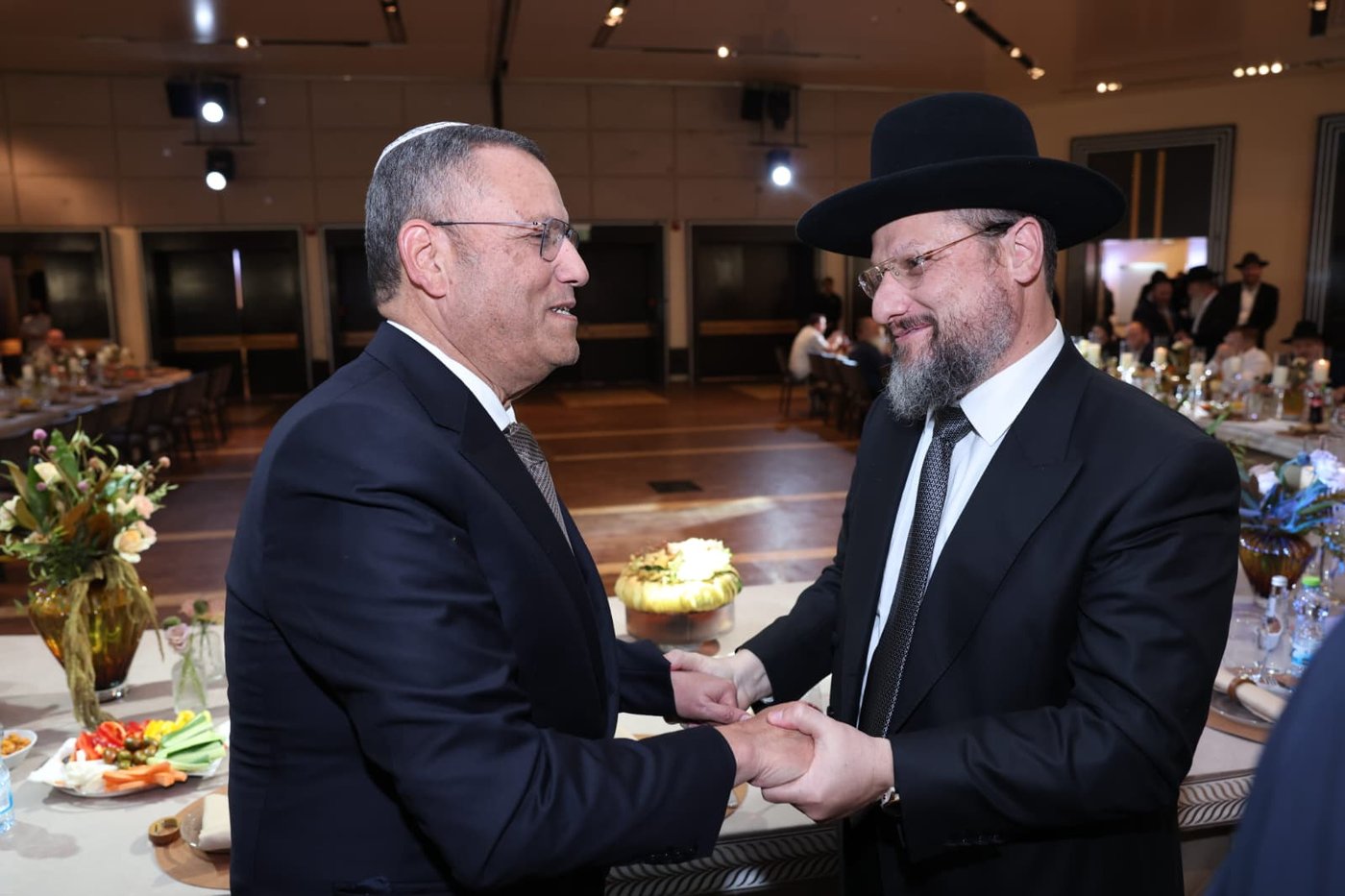 ראש העיר ירושלים ערך שבע ברכות לבתו, כולם הגיעו לברך • צפו בגלריה