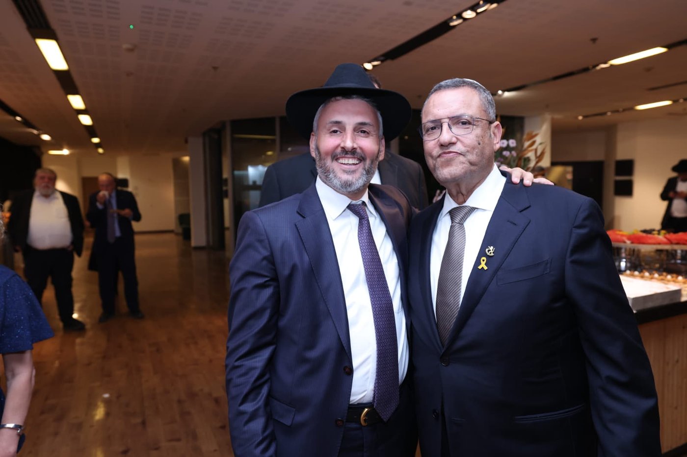 ראש העיר ירושלים ערך שבע ברכות לבתו, כולם הגיעו לברך • צפו בגלריה
