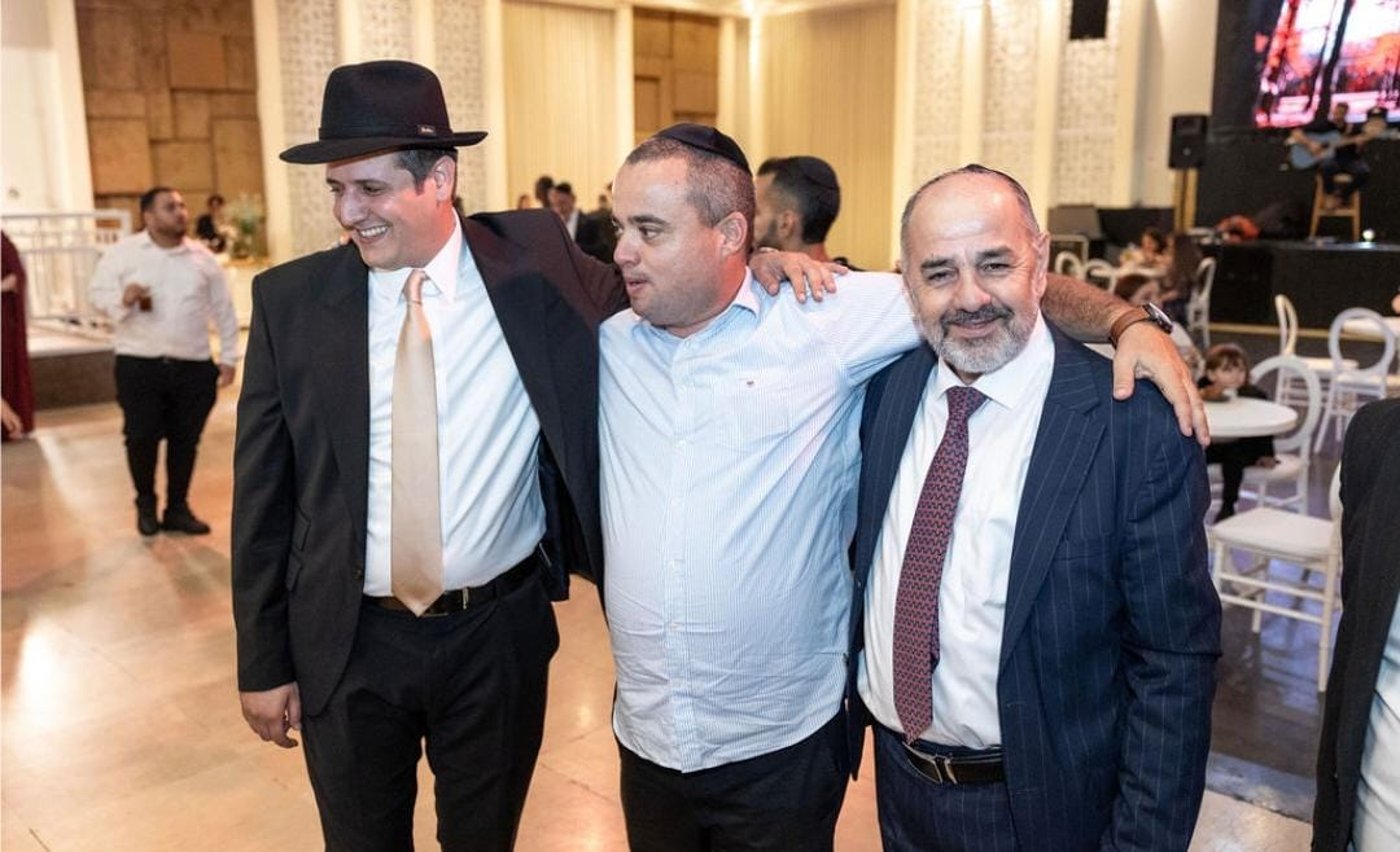 בר מצווה לבנו של אריאל אלחרר