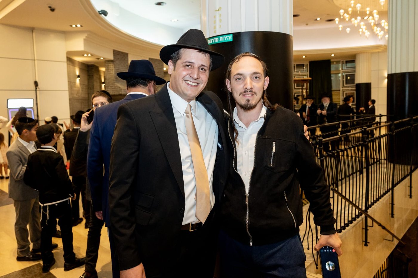 בר מצווה לבנו של אריאל אלחרר