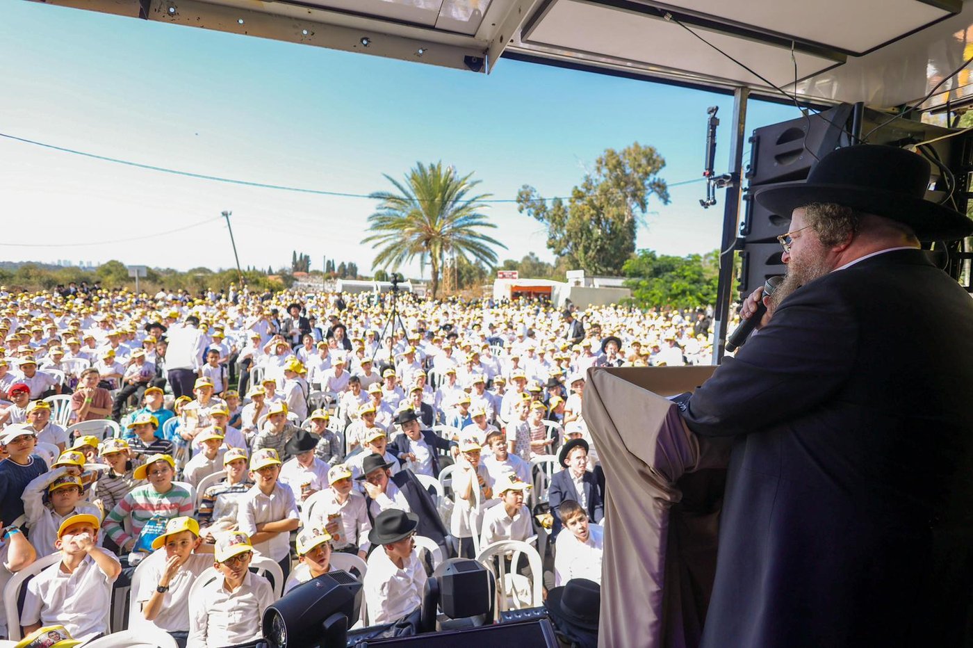 עצרת המחאה של ילדי 'עטרת שלמה' מול כלא 10