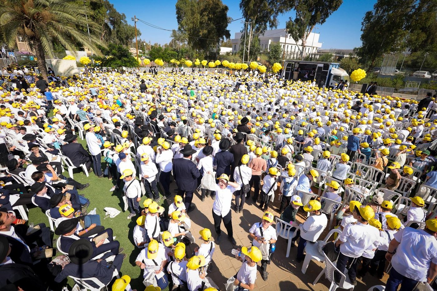 עצרת המחאה של ילדי 'עטרת שלמה' מול כלא 10