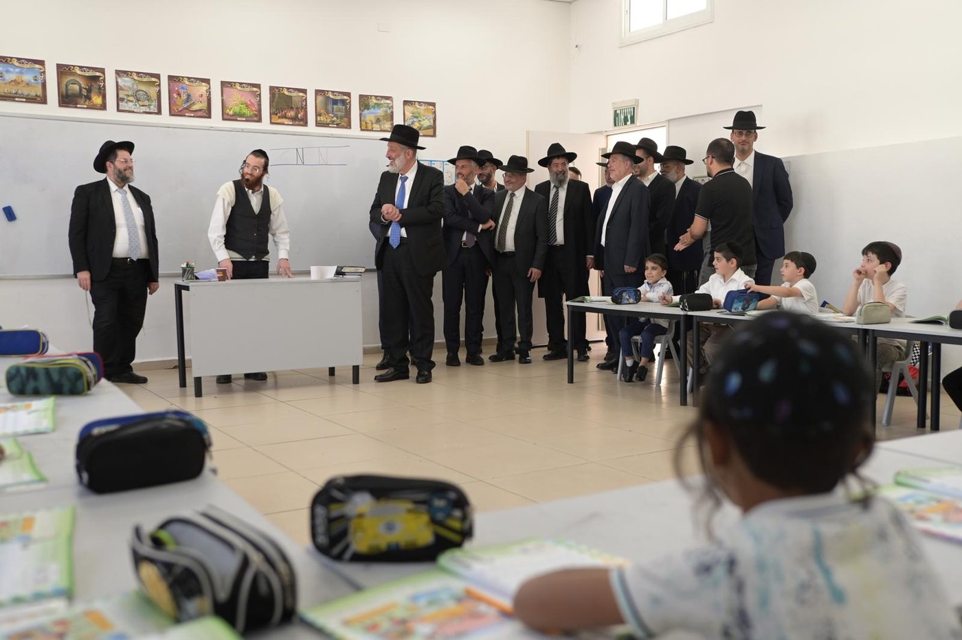 ביקור יו"ר ש"ס אריה דרעי בת"ת "אוצר התורה" בקריית אתא