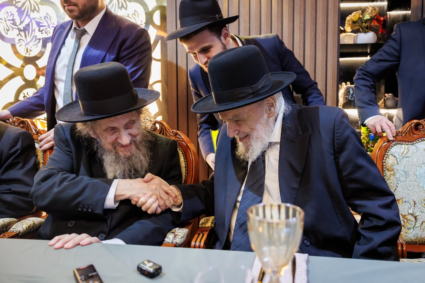 הדינר אמש במודיעין עילית