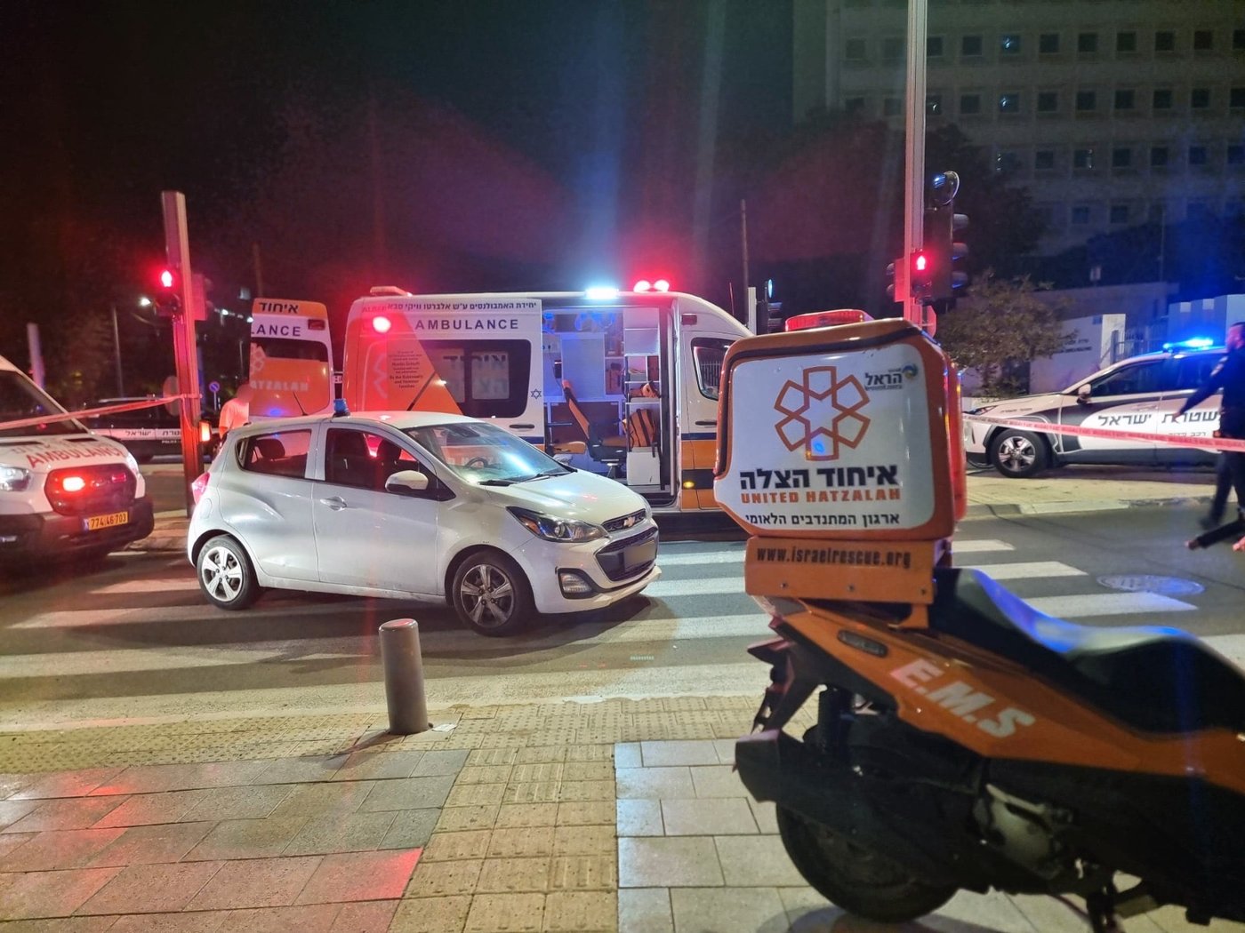 יריות ליד אוניברסיטת תל אביב: בן 30 פונה במצב קשה, רכב נמלט מהזירה