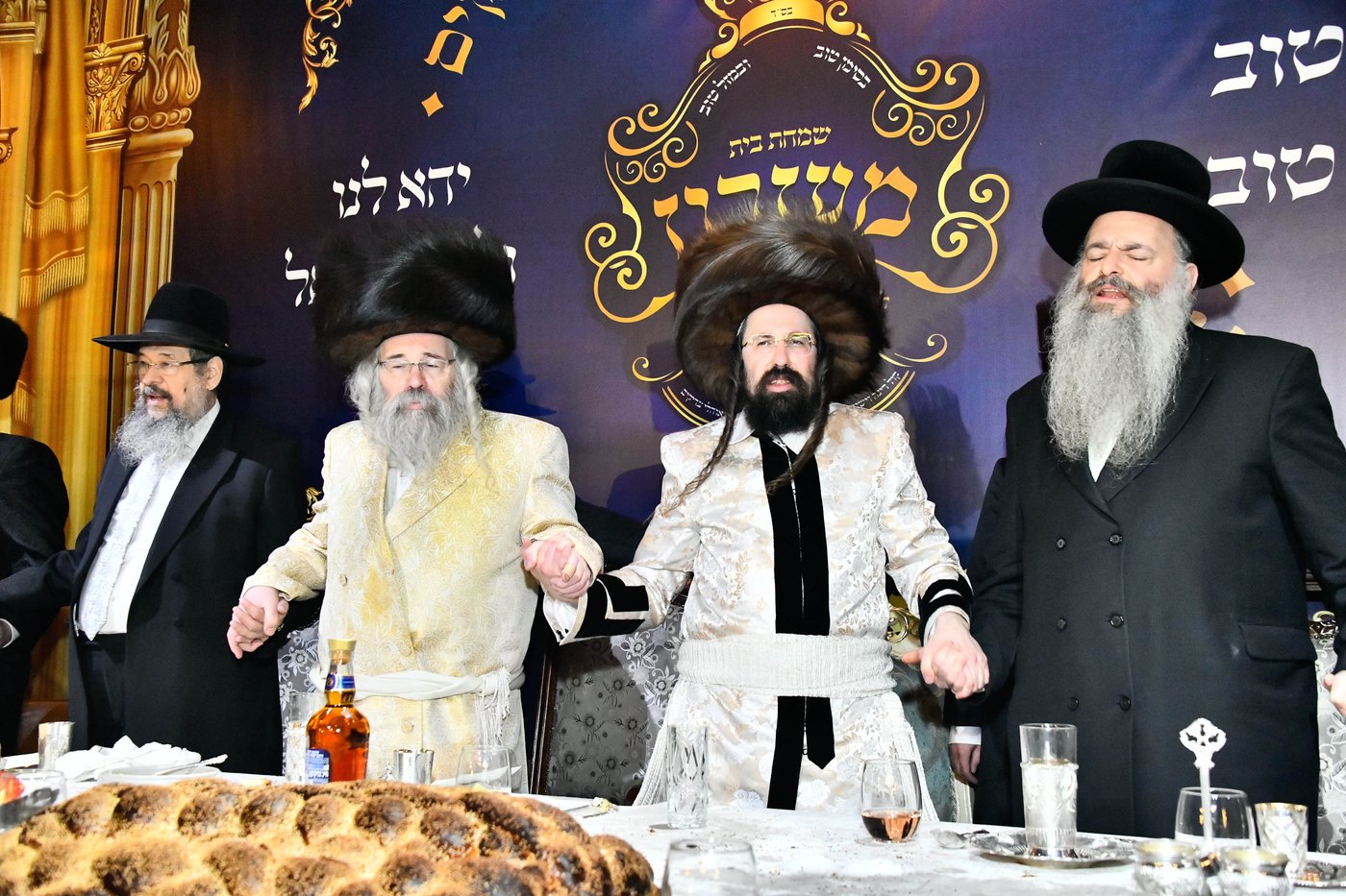 בר המצווה לבן האדמו"ר ממעז'יבוז'