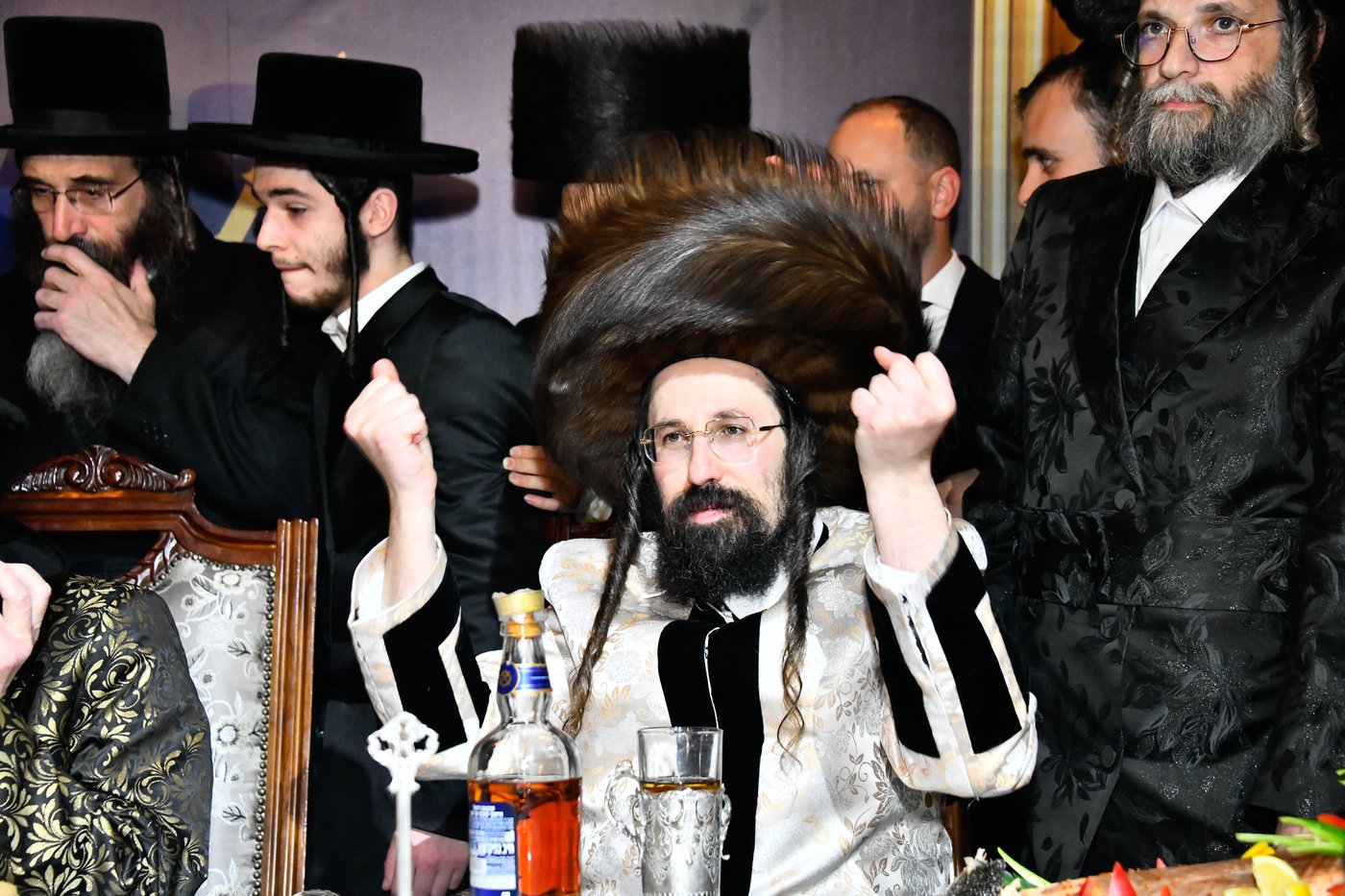 בר המצווה לבן האדמו"ר ממעז'יבוז'