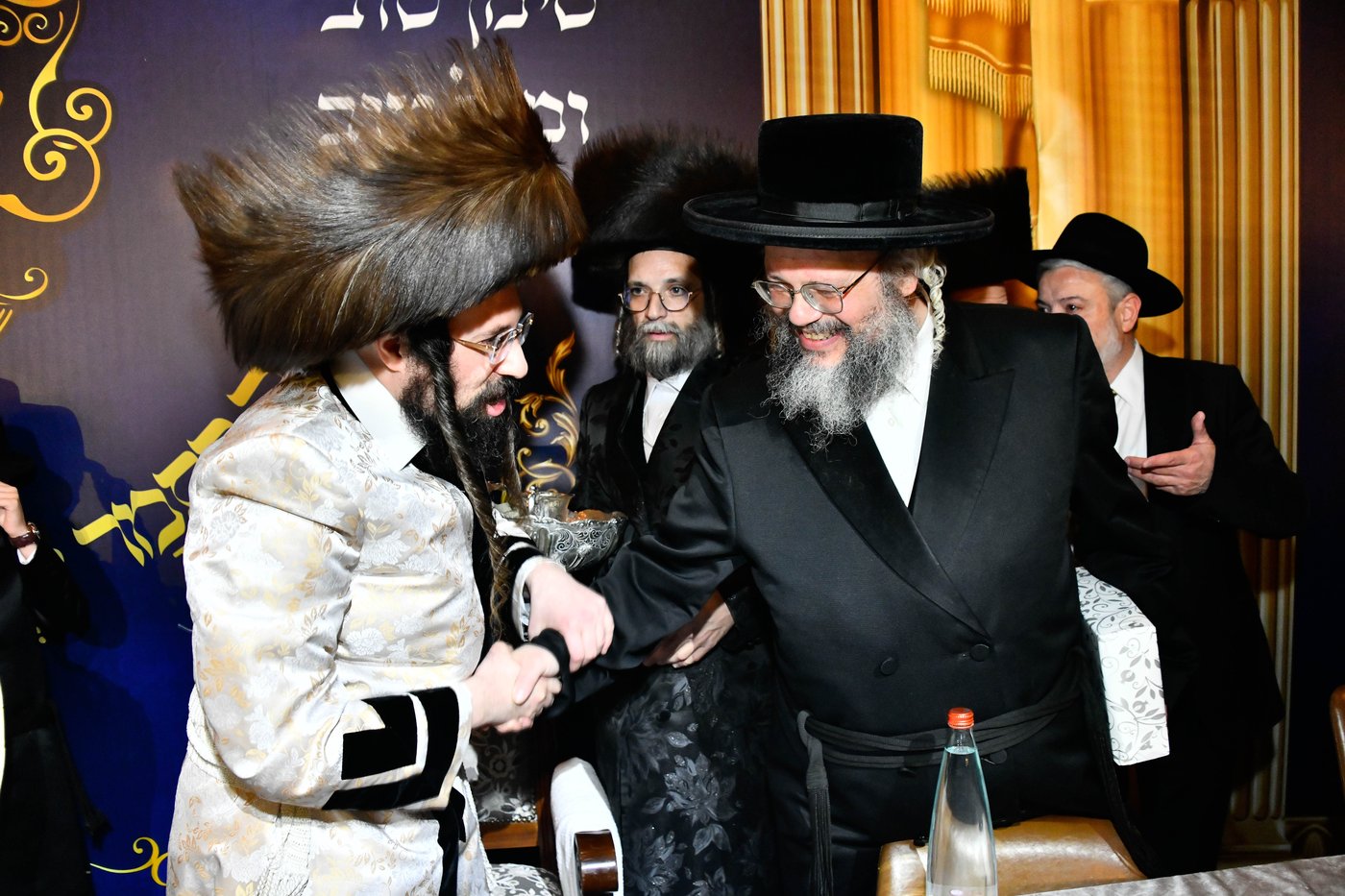 בר המצווה לבן האדמו"ר ממעז'יבוז'