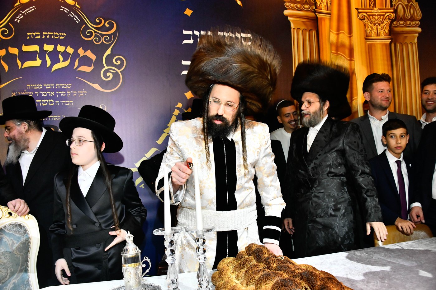 בר המצווה לבן האדמו"ר ממעז'יבוז'