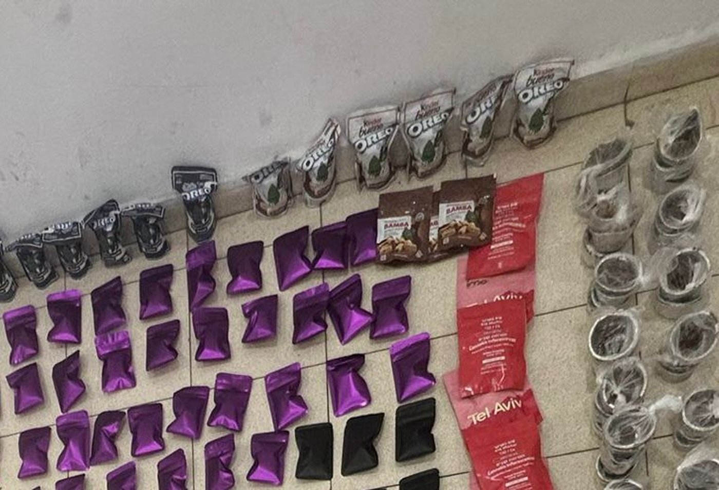 הפשיטה במאה שערים