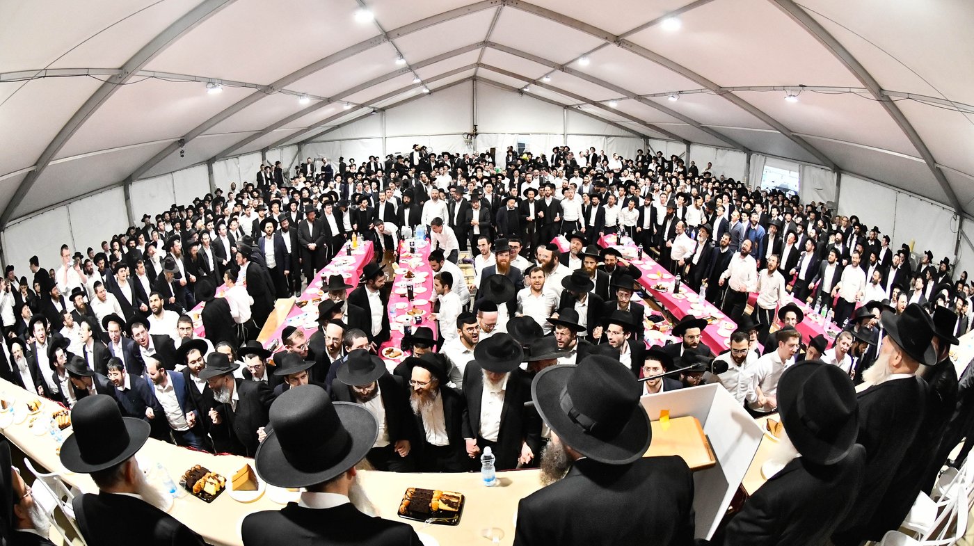 סיום הש"ס בישיבת מיר