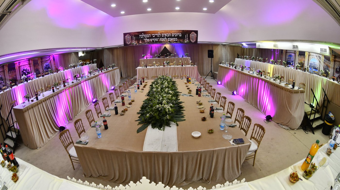 שבת מקדש מלך במכנובקא בעלזא